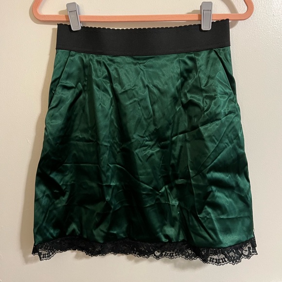 Dolce & Gabbana Green Silk Mini Skirt Black Lace Trim Women’s Size 6 / 42 / S - Picture 5 of 10